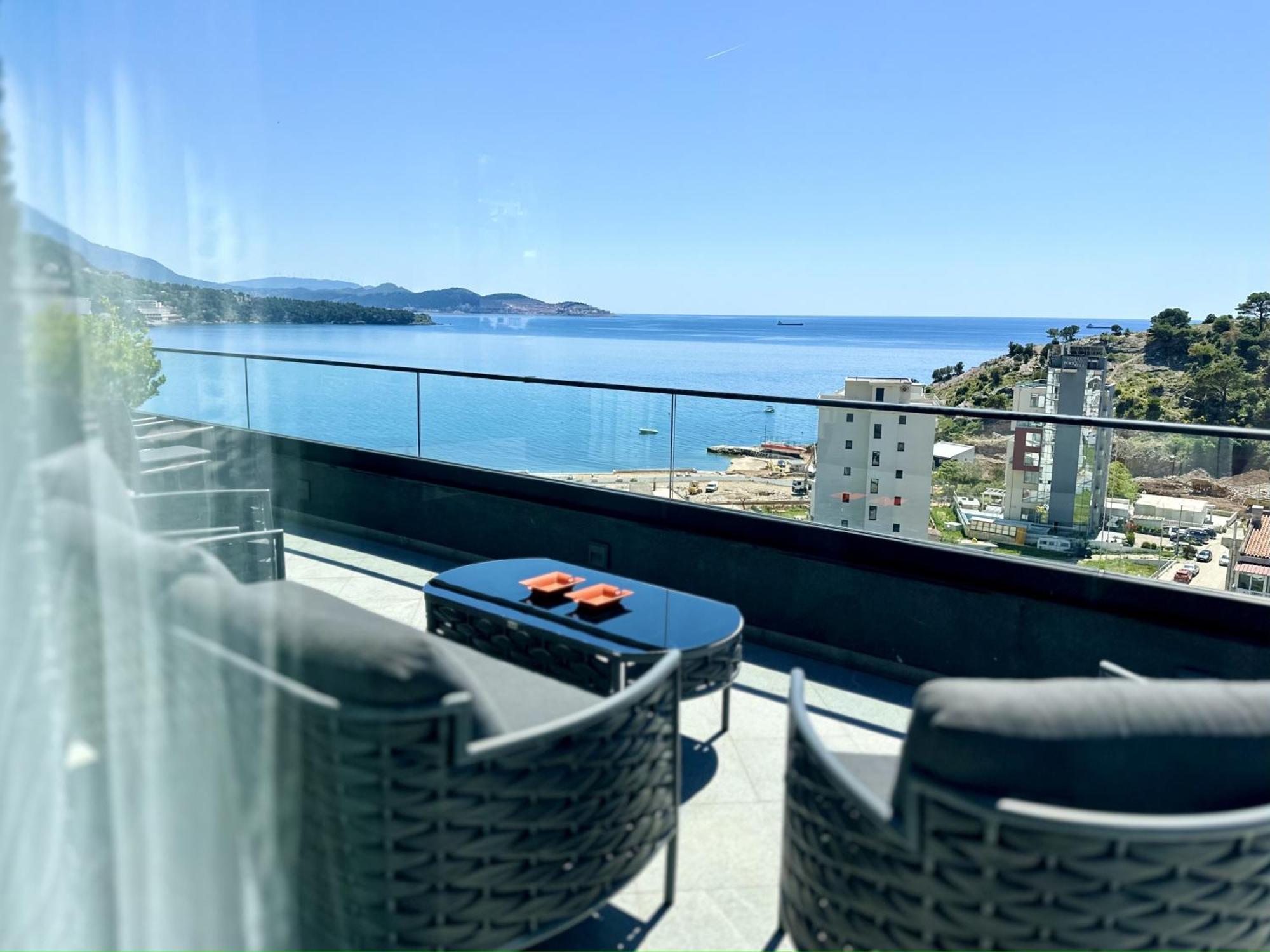 Del Medio Hotel