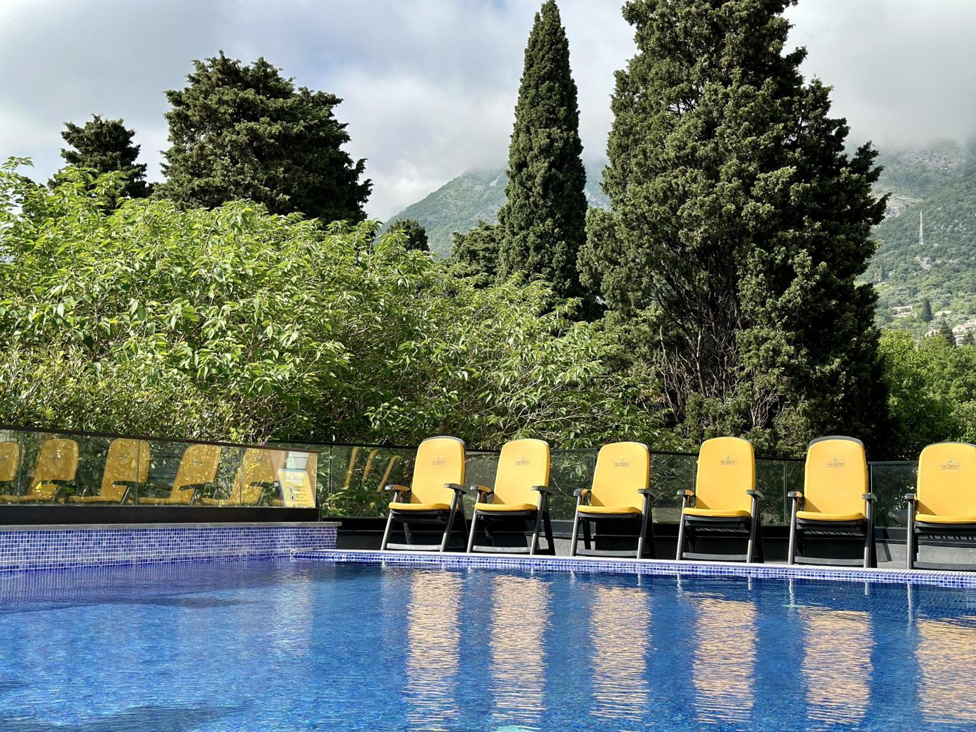 Del Medio Hotel